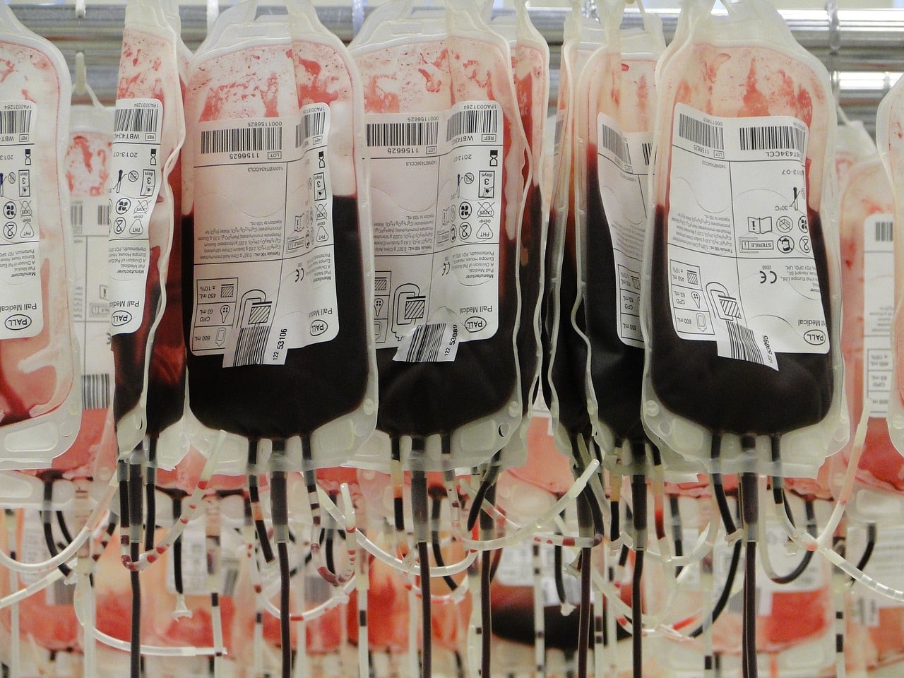 blood-bags-91170_1280 (1)